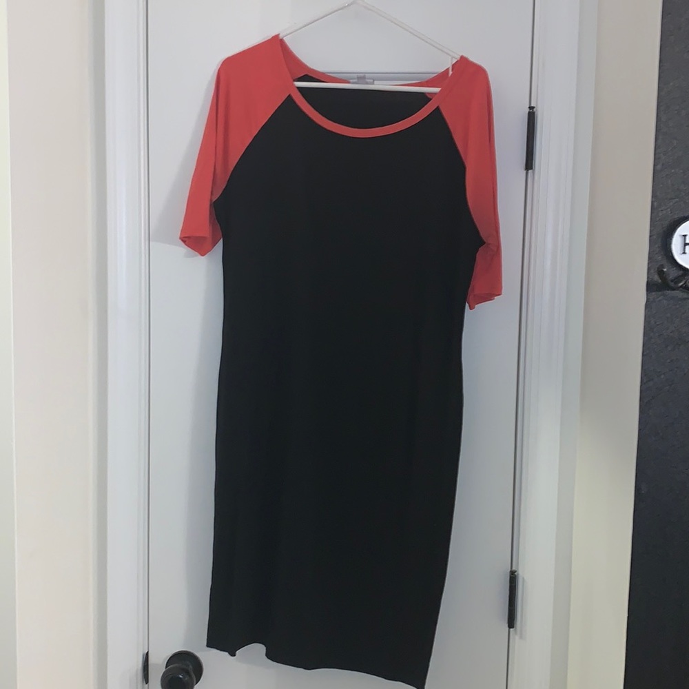 Lularoe Hot Pink & Black Julia
